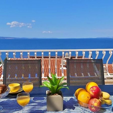 Apartment Roscic Omiš Buitenkant foto